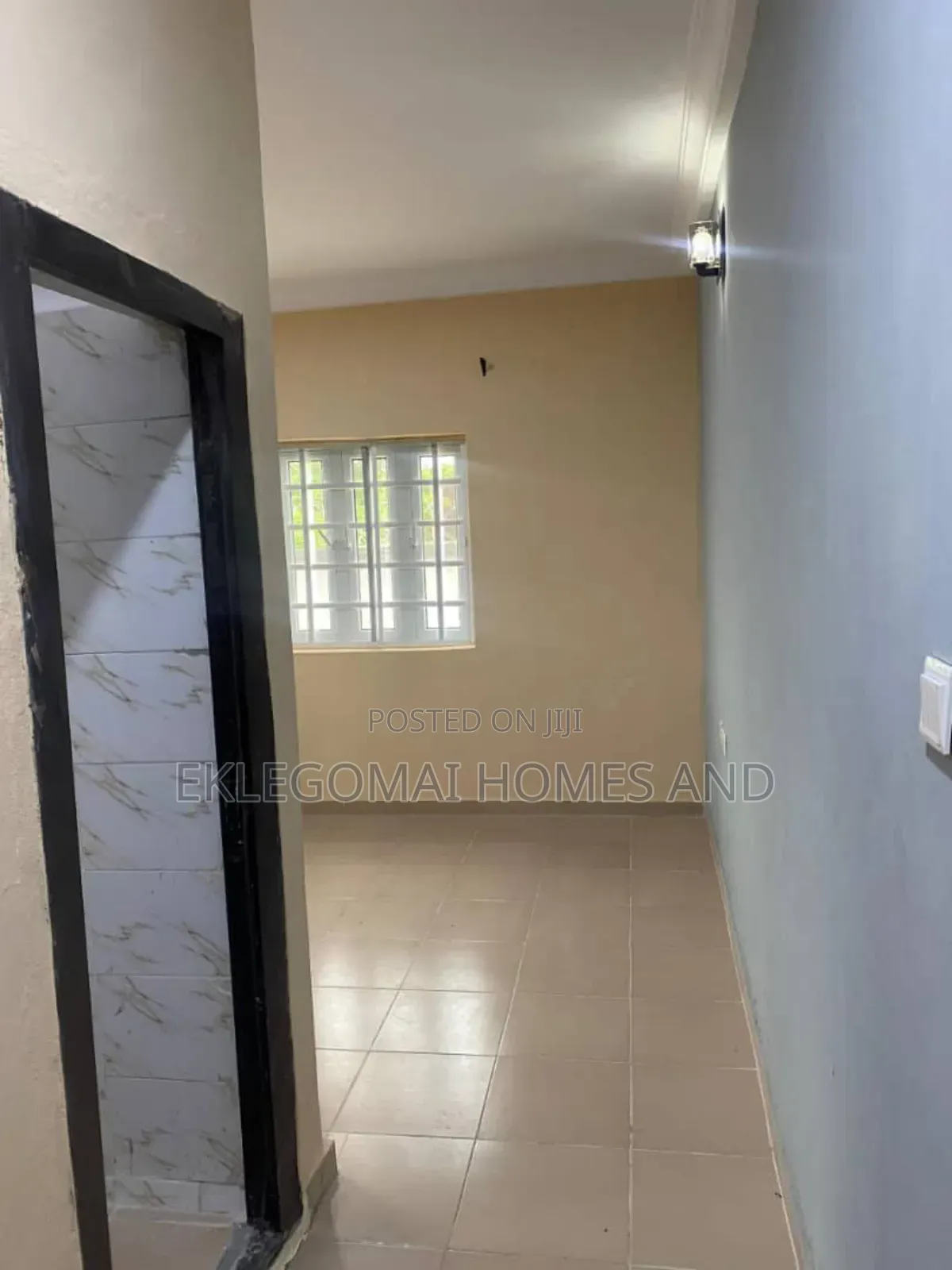 Furnished 5bdrm Block of Flats in Parliament Estate, Akure for sale