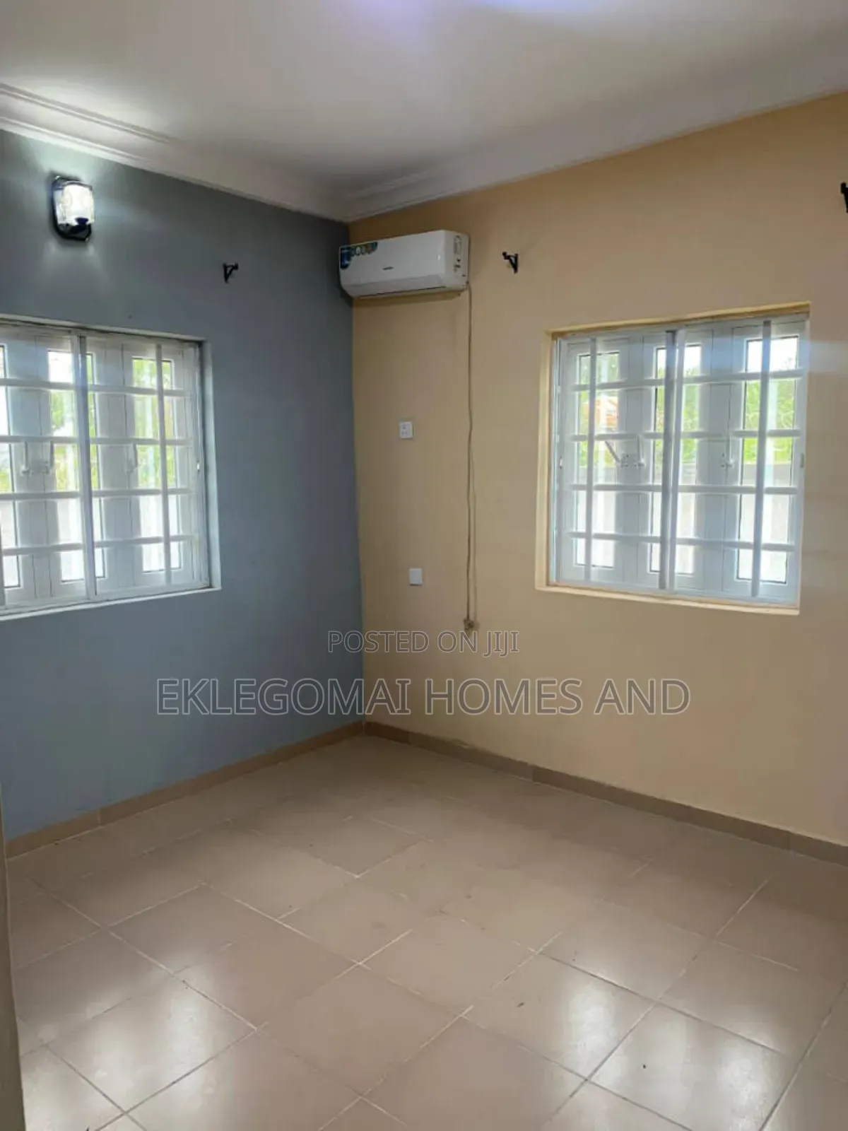 Furnished 5bdrm Block of Flats in Parliament Estate, Akure for sale