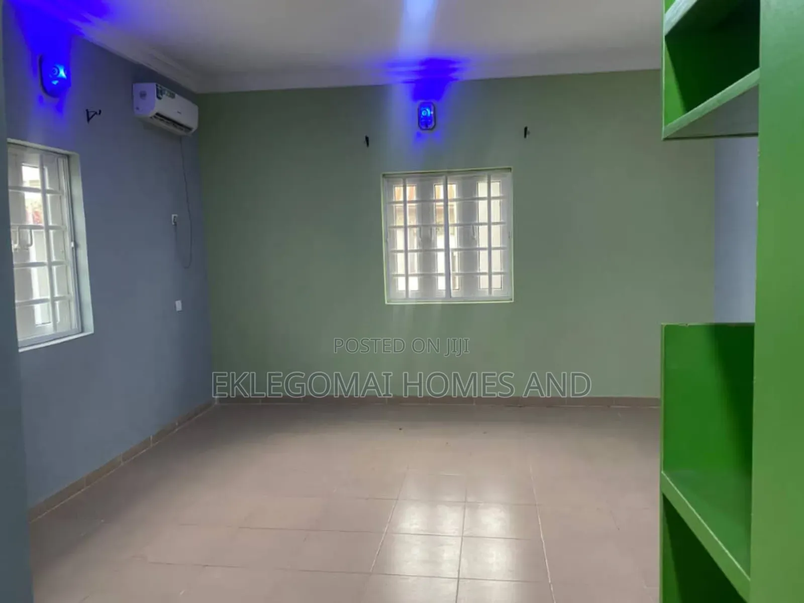 Furnished 5bdrm Block of Flats in Parliament Estate, Akure for sale