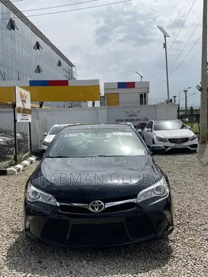 Photo - Toyota Camry 2015 Black