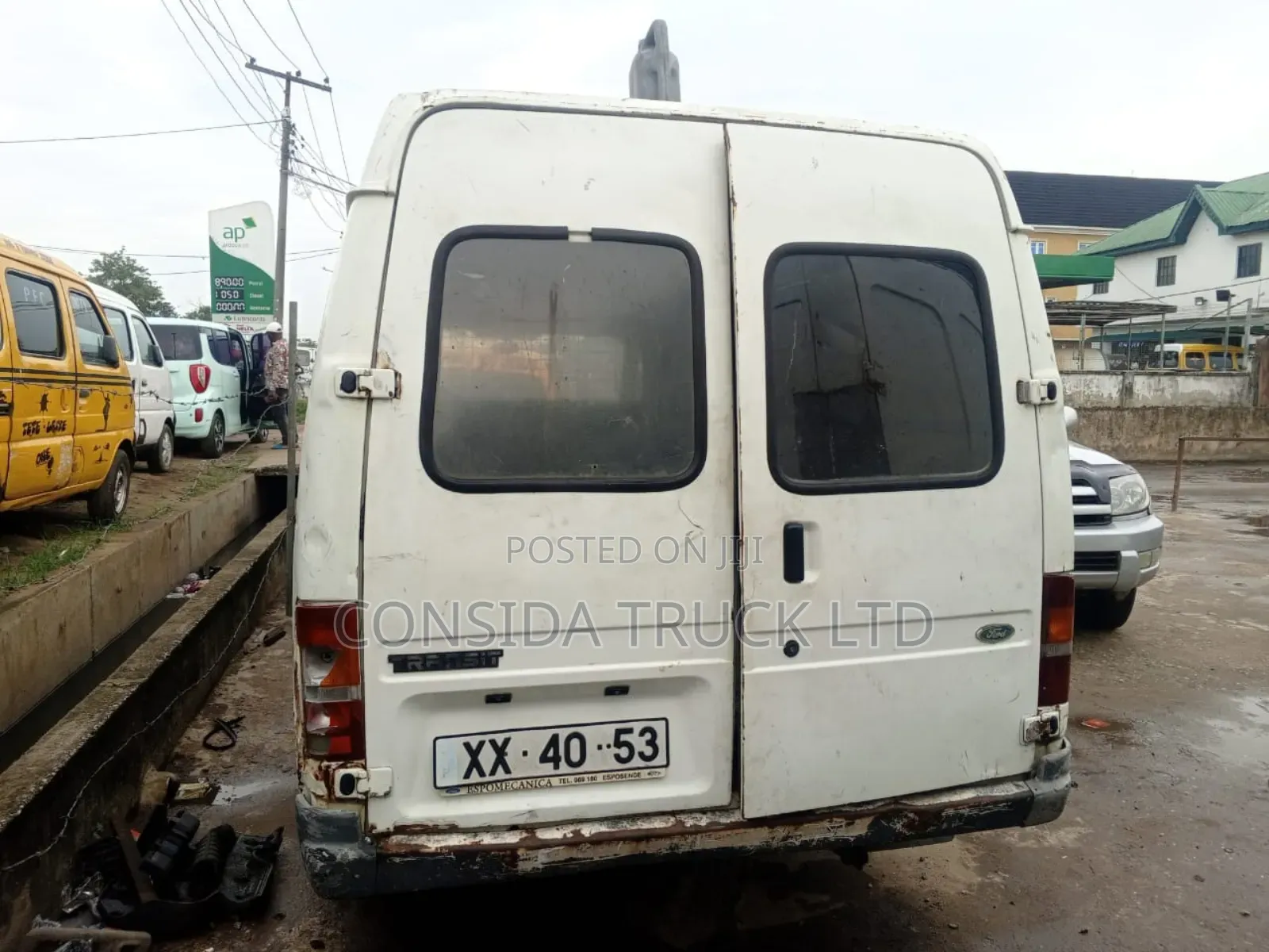 Ford Transit 1998 White