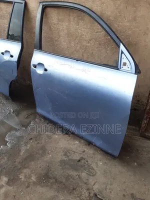 Toyota Highlander 2012 Front Door Right Side
