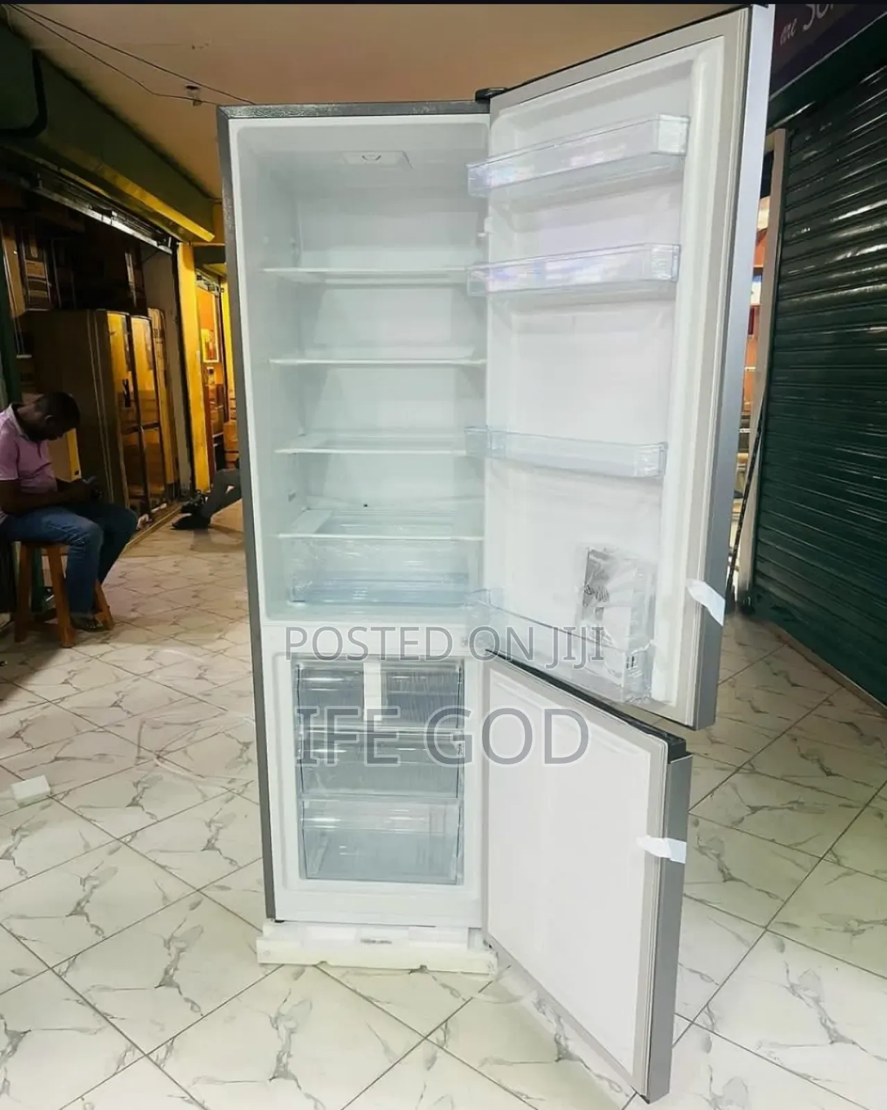 Original Hisense Refrigerator 2 Doors Bottom Freezer Etc.