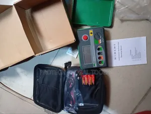 Digital Insulation Tester