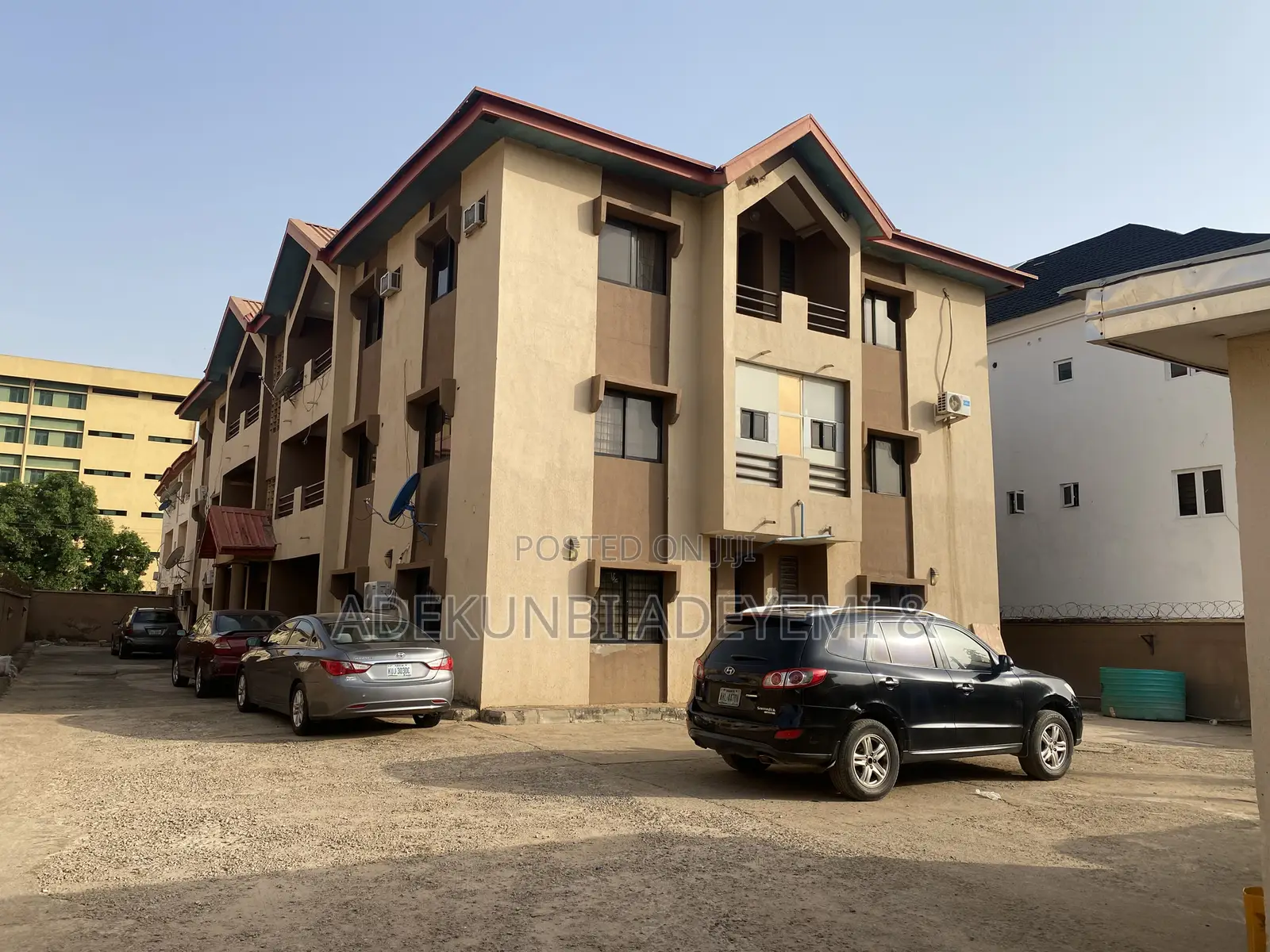 3bdrm Block of Flats in Mabushi for sale