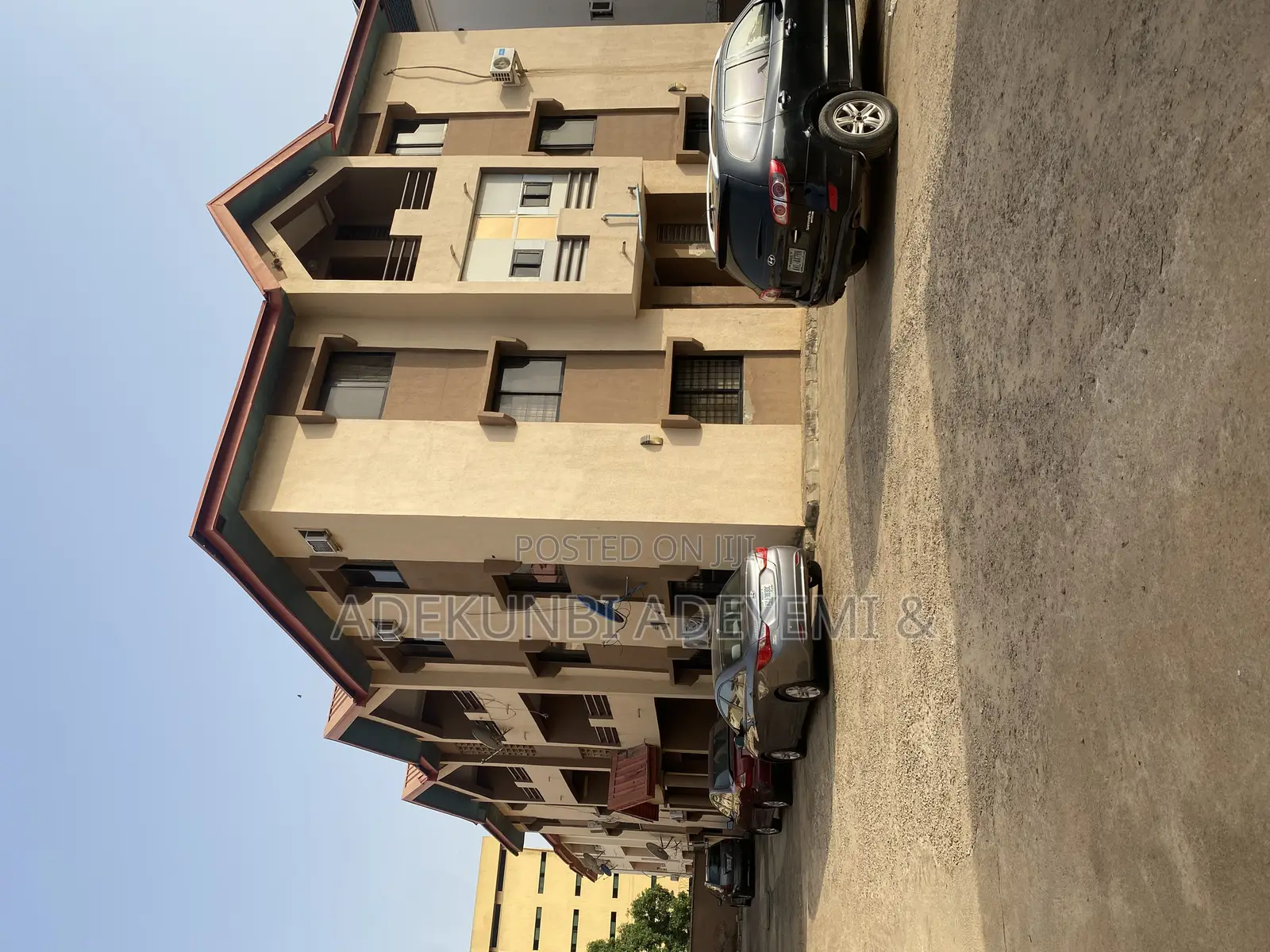 3bdrm Block of Flats in Mabushi for sale