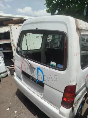 Suzuki Every 2010 White