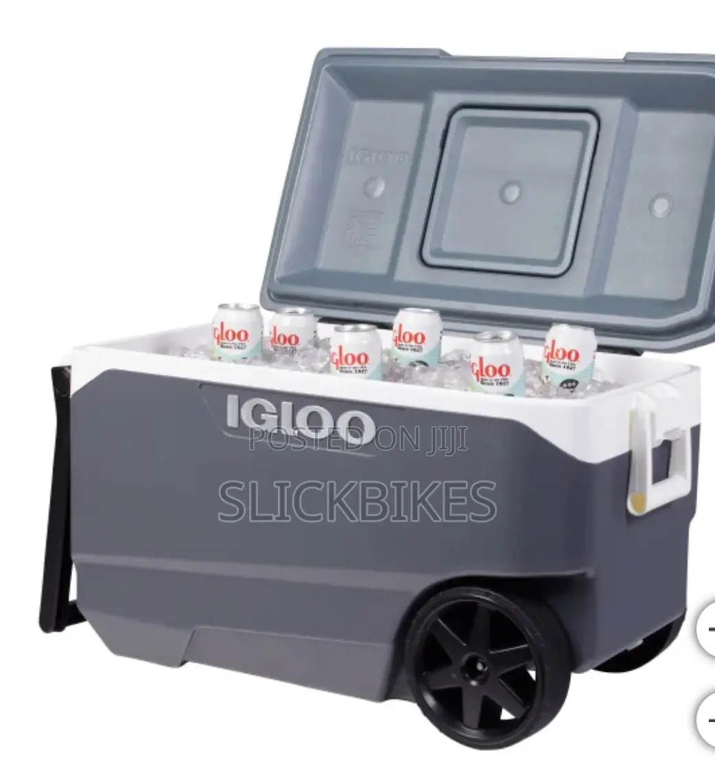 Igloo 90-Quart Maxcold Latitude Flip and Tow Wheeled Cooler
