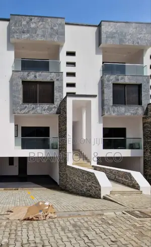 4bdrm Townhouse / Terrace in Maitama for rent