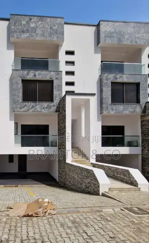 4bdrm Townhouse / Terrace in Maitama for rent