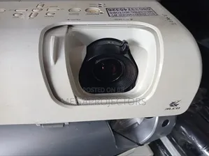 Clean Epson Projector
