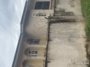 3bdrm Block of Flats in Transekulu, Enugu for sale