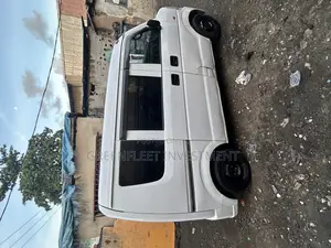 Suzuki Every 2012 White