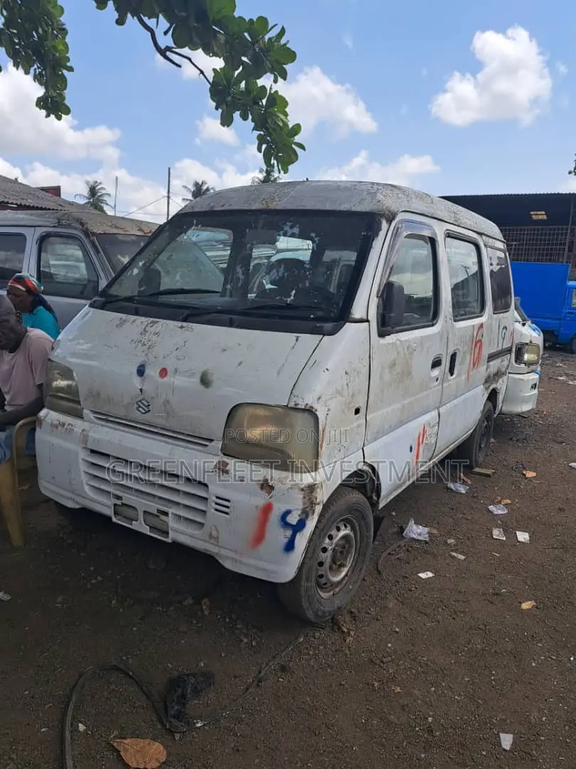 Suzuki Every 2008 White