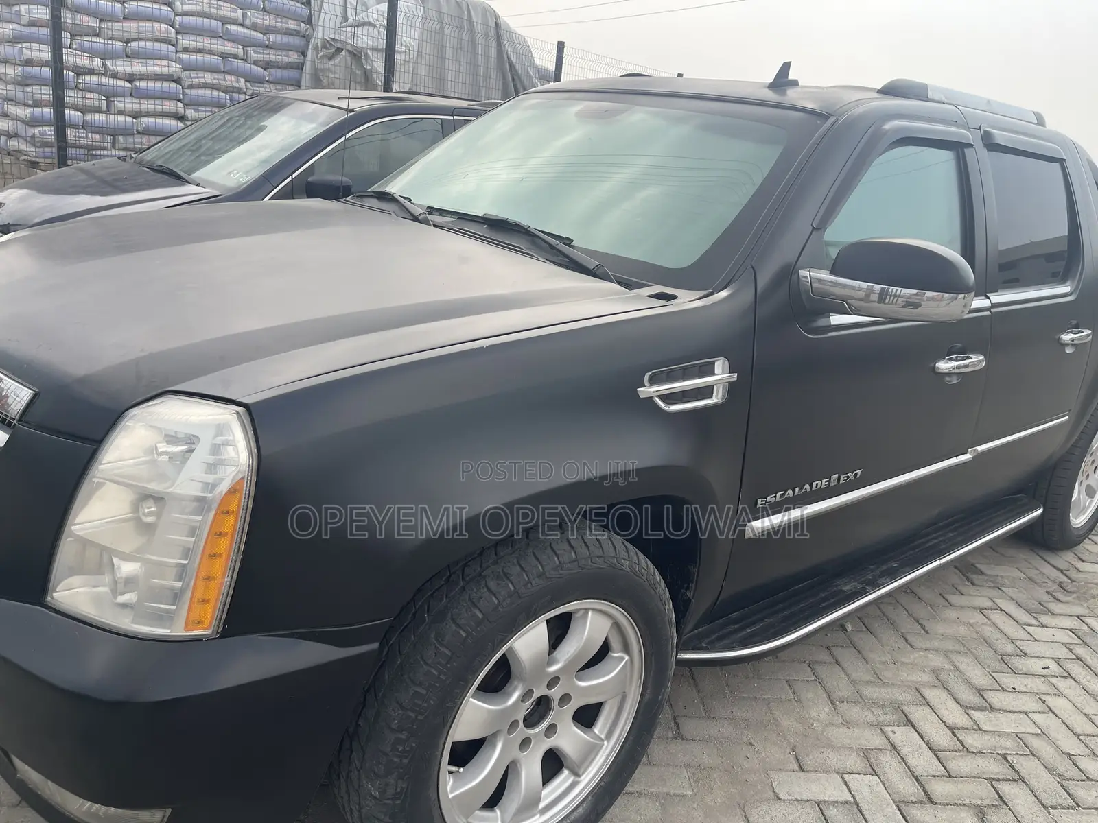 Cadillac Escalade 2010 Black