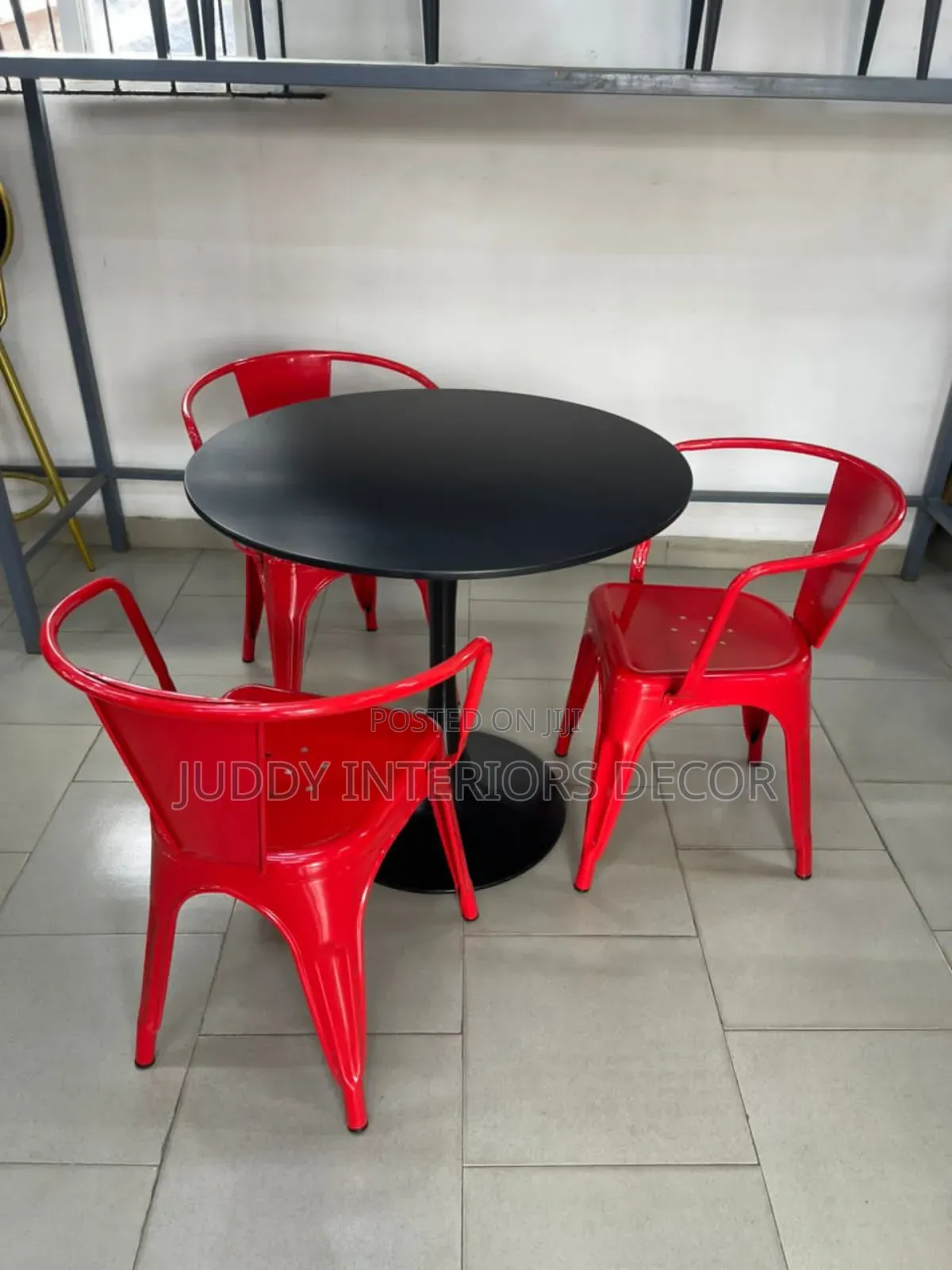 Three Seaters Restaurant