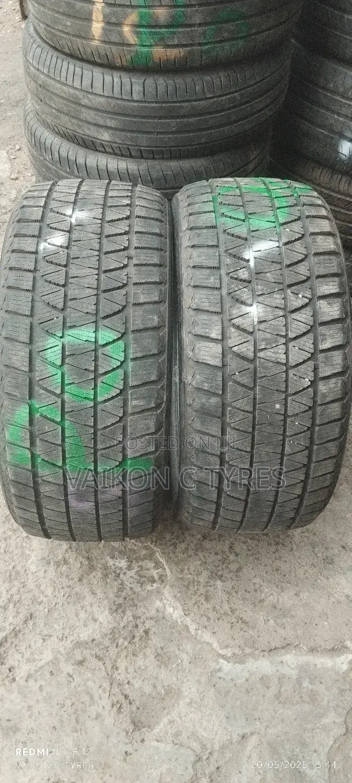 295/40r21 Bridgestone