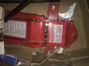 Hydraulic Floor Jack
