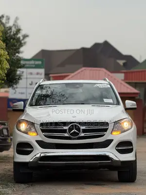 Mercedes-Benz GLE-Class GLE 350d 4MATIC 2017 White