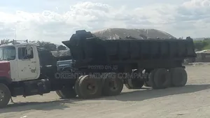 Clean Granite Iron Chippings – 3/4, 1 Inch Bulk Supply