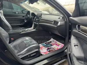 Honda Accord Touring 2.0T 2018 Black