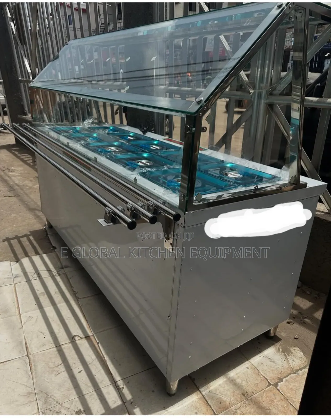Standing Food Warmer With Cabinet