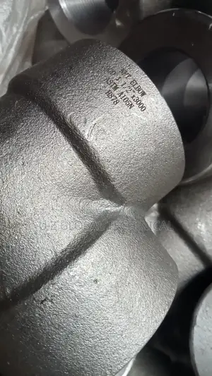 1 1⁄2 by 3000 NPT Elbow Carbon Steel Threaded