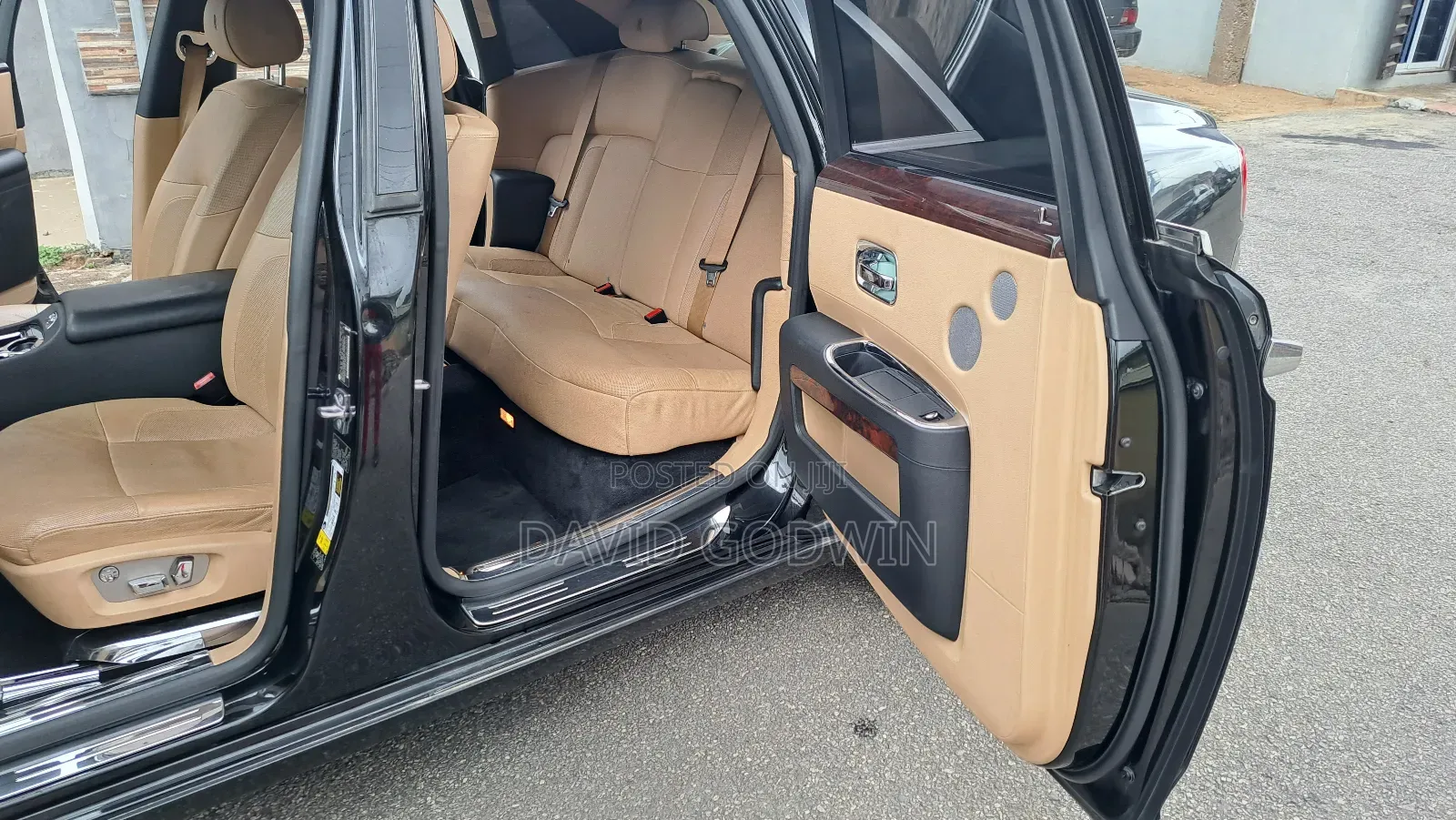 Rolls-Royce Ghost 2012 Black