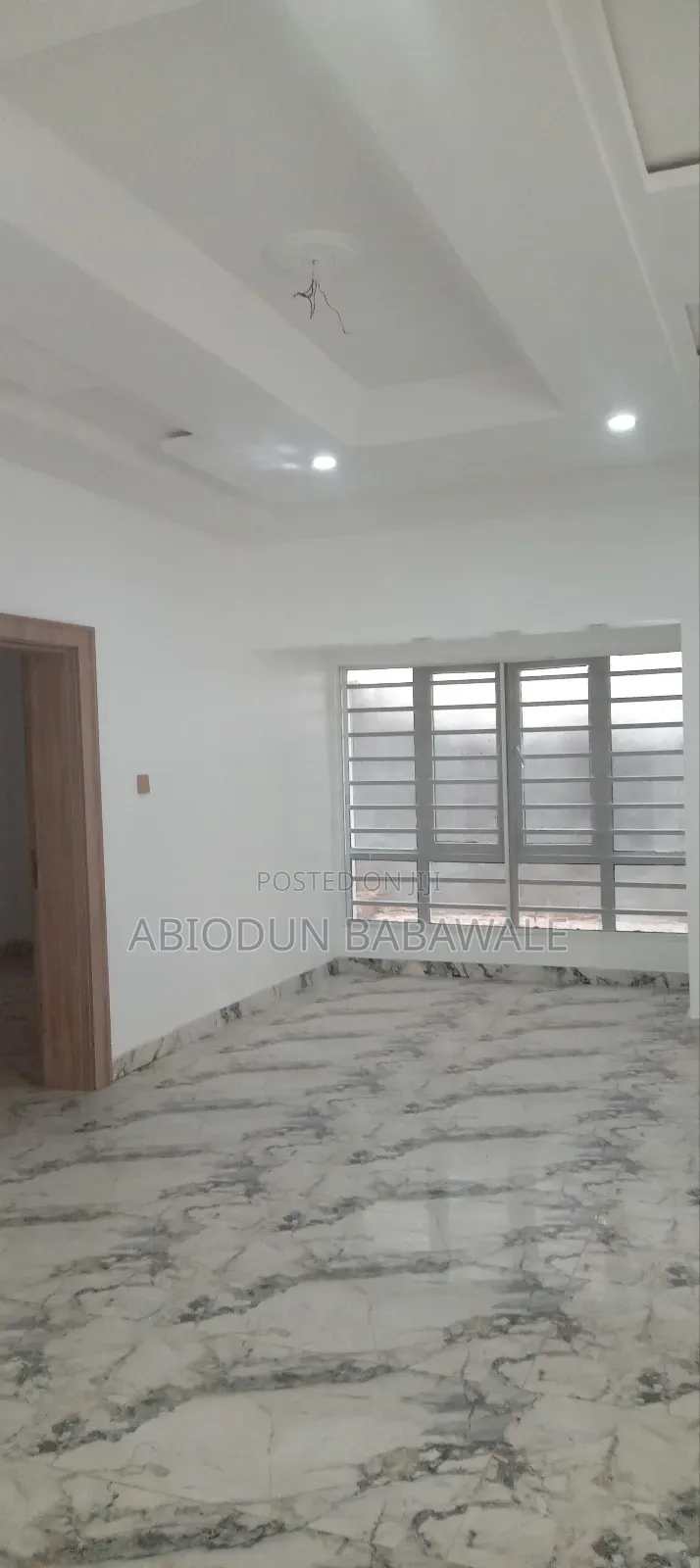4bdrm Duplex in Naff Valley Good for rent