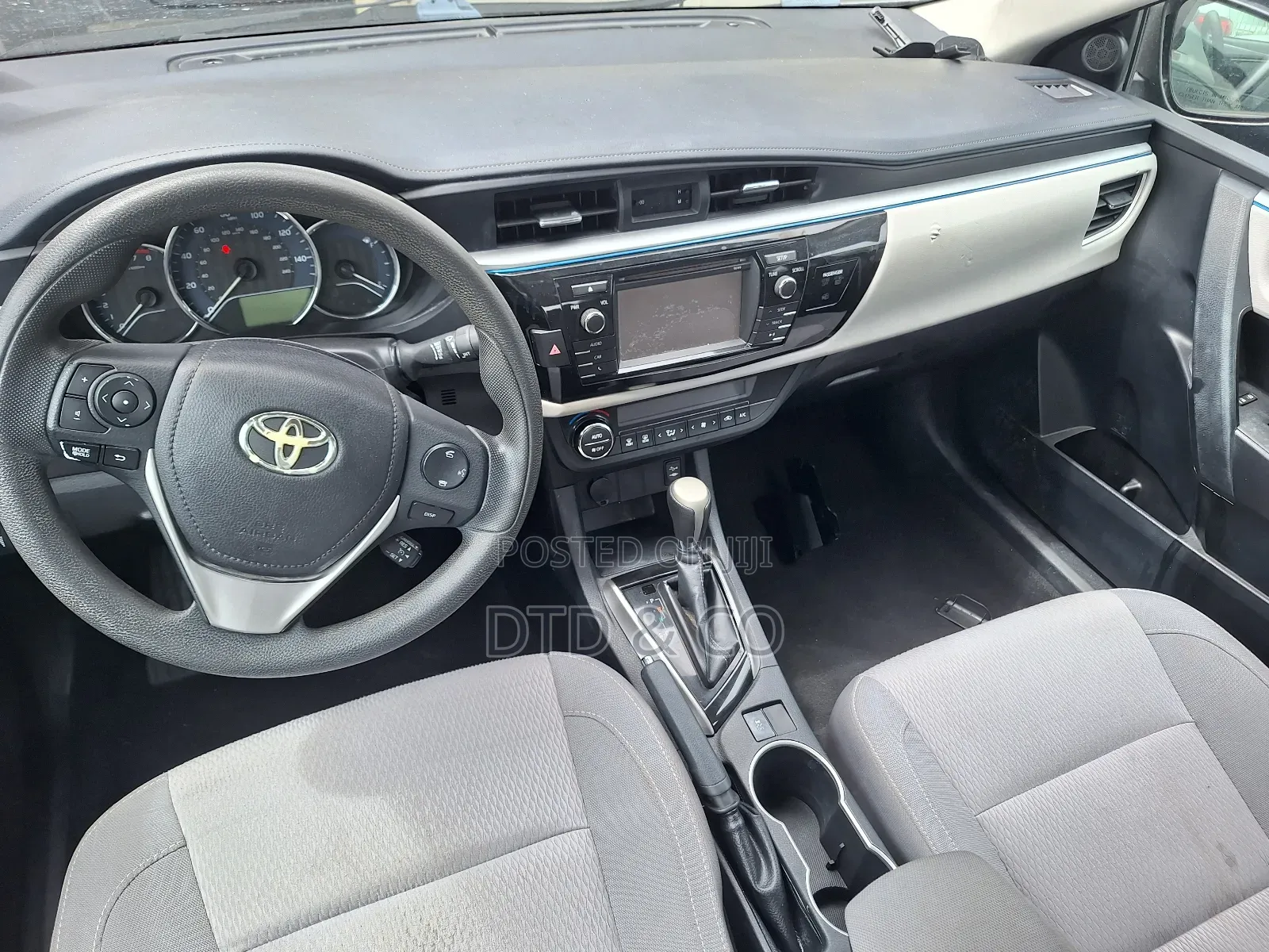 Toyota Corolla 2015 Gray