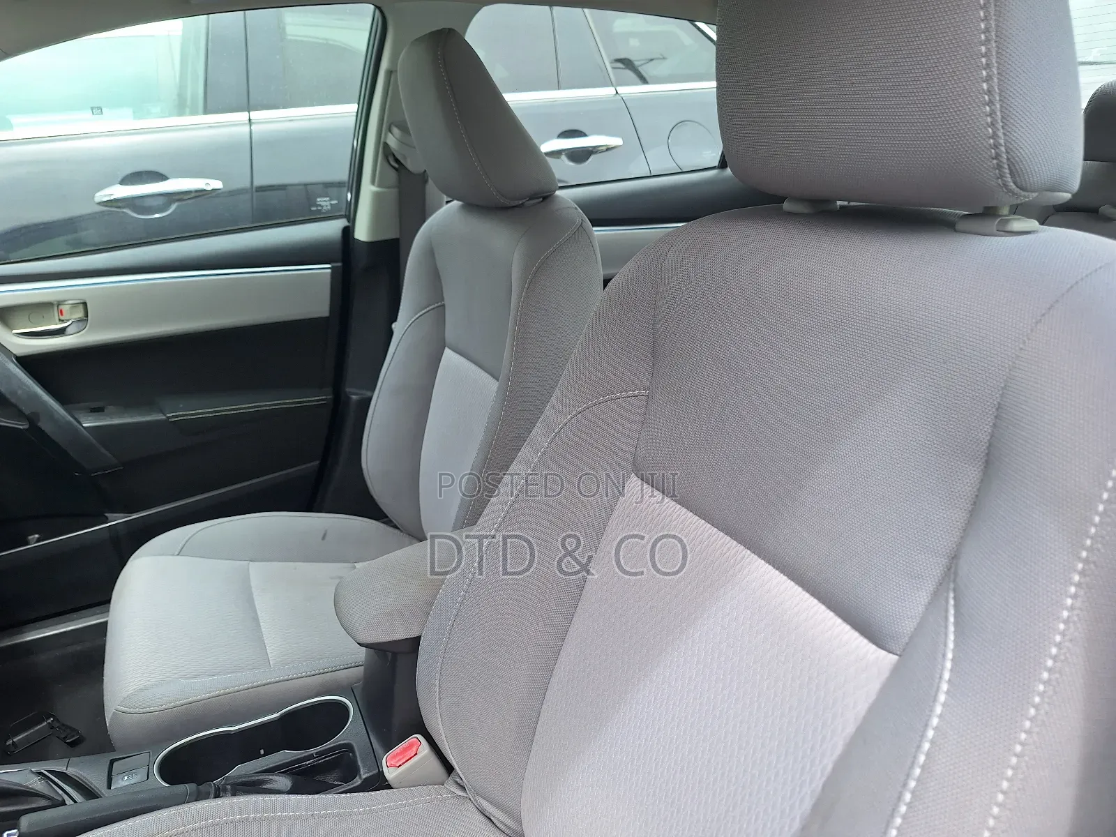 Toyota Corolla 2015 Gray
