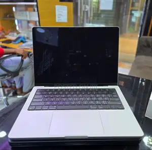 Laptop Apple MacBook Pro 2023 M2 Pro 14-Inch 16GB Apple M2 SSD 512GB