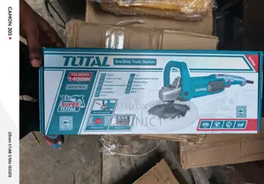 Total Polisher 1400watt Electric