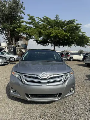 Toyota Venza 2015 Silver