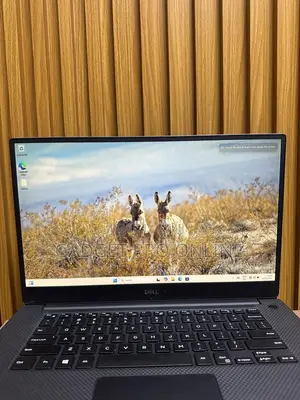 Laptop Dell Precision 5530 16GB Intel Core I7 SSD 512GB