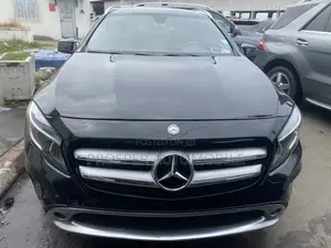 Mercedes-Benz GLA-Class 2016 Black