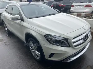Mercedes-Benz GLA-Class 2017 White