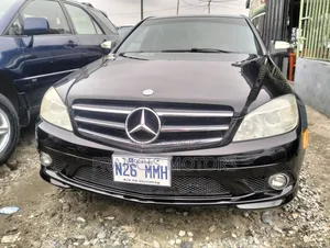 Mercedes-Benz C300 2010 Black