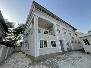 5bdrm Duplex in Wuse 2 for sale