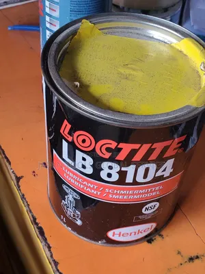 Loctite 8104 Lubricant (1l)