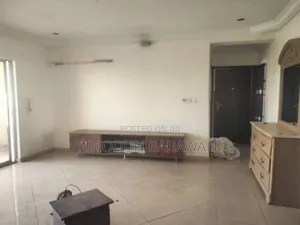Photo - 4bdrm Block of Flats in Hill View Estate for rent