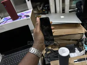 Apple iPhone 11 64 GB Purple