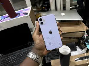 Apple iPhone 11 64 GB Purple