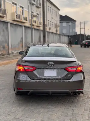 Toyota Camry 2020 Gray