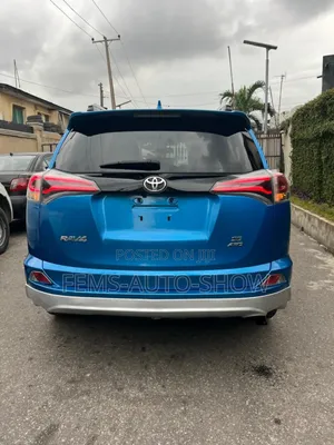 Toyota RAV4 SE AWD (2.5L 4cyl 6A) 2016 Blue