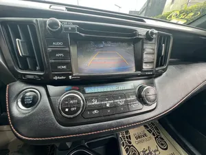 Toyota RAV4 SE AWD (2.5L 4cyl 6A) 2016 Blue
