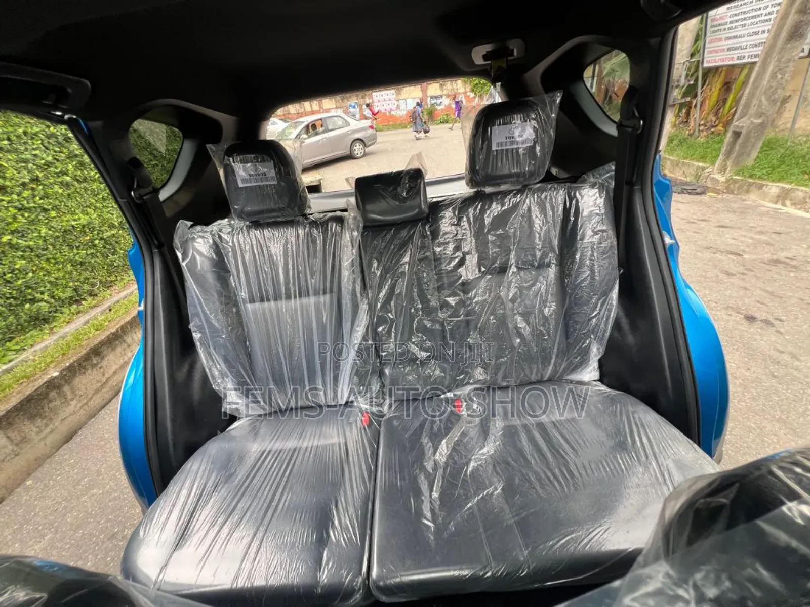 Toyota RAV4 SE AWD (2.5L 4cyl 6A) 2016 Blue