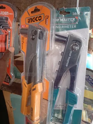 Manual Rivet Gun