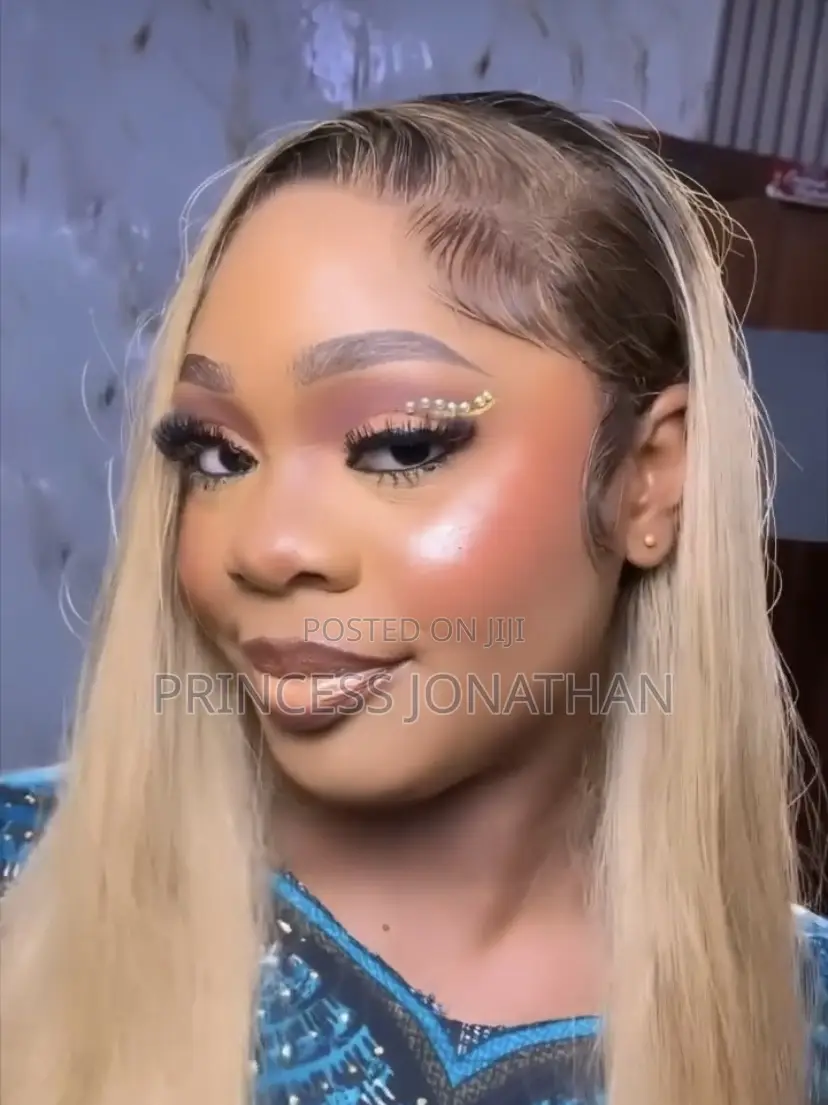 Makeup Artist