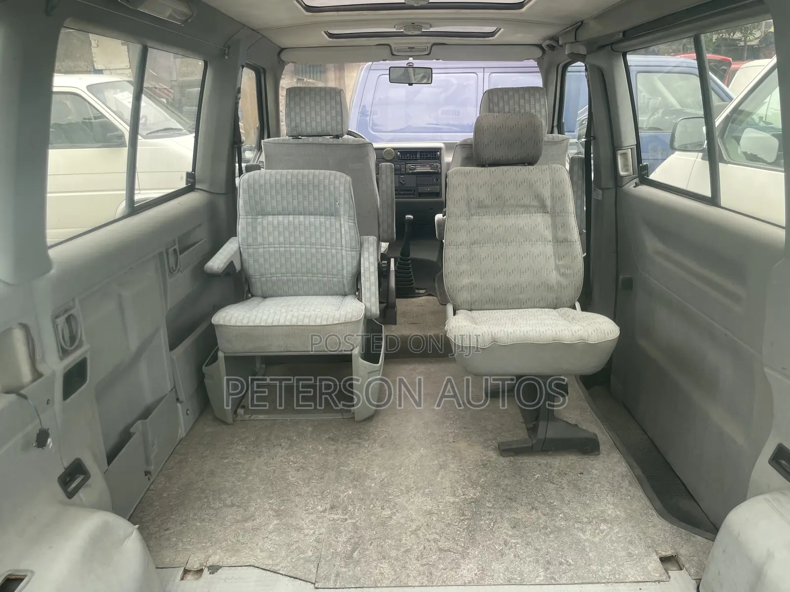 Volkswagen Transporter 2002 White